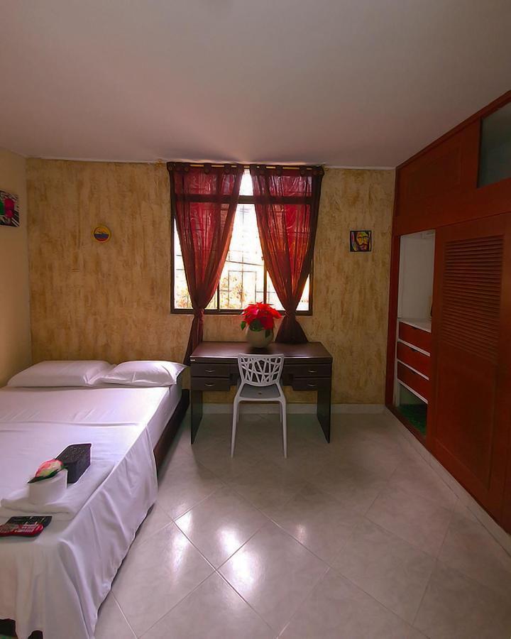 Hostal Gabo บูการามังกา ภายนอก รูปภาพ